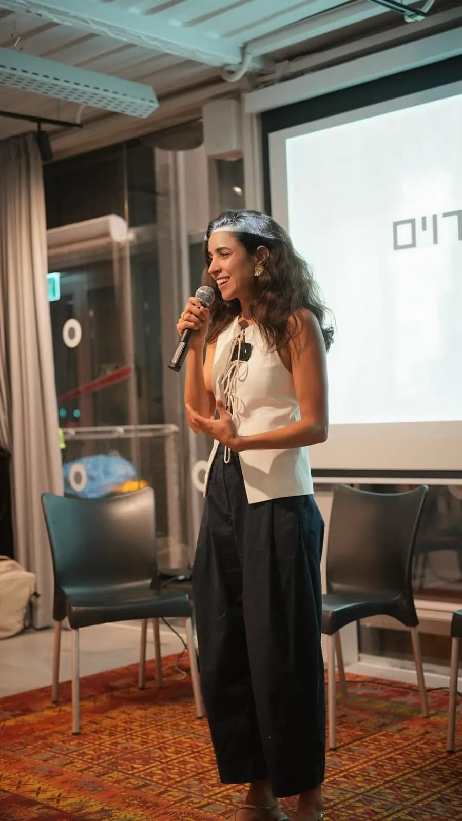 קטי גבעוני - כלא דמיוני