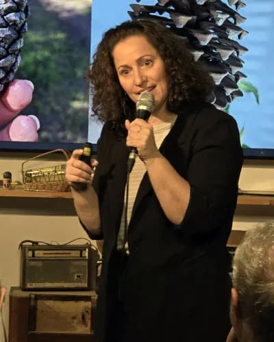 ענבל זמיר