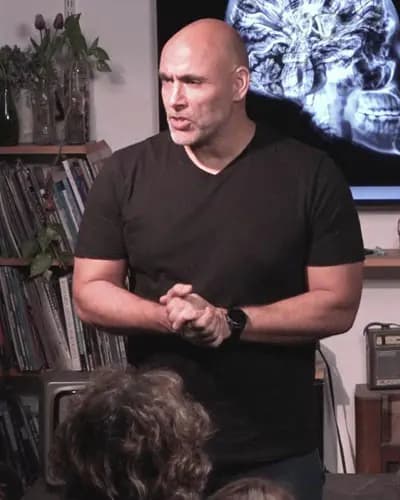 רפי עגיב - מכוכב לגלקסיה