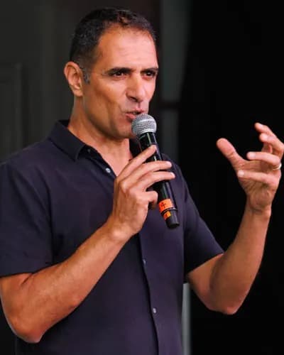 איציק לוי - בינה בינאישית - הרצאת סטנדאפ