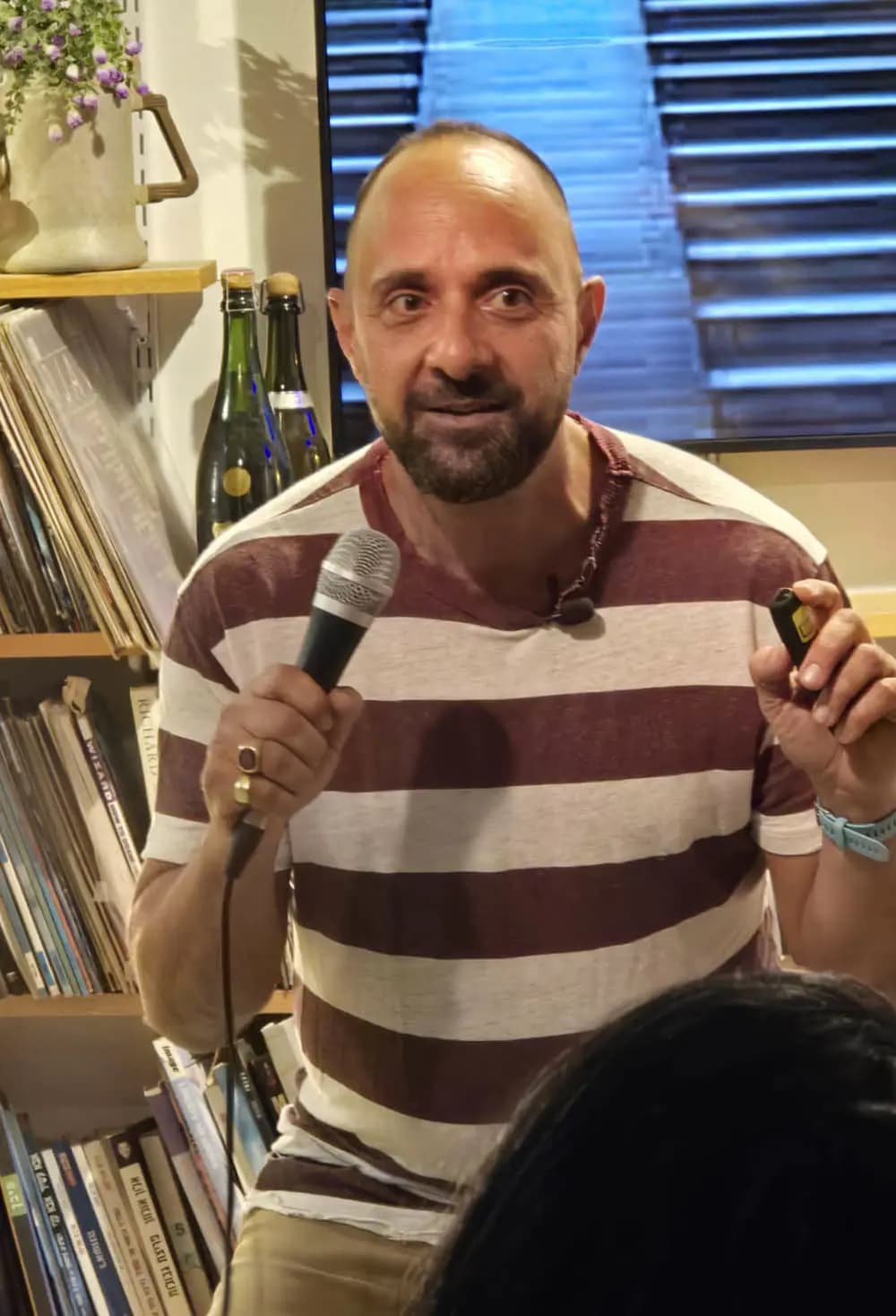 ליאור כפיר רפאל - הומור ככח על